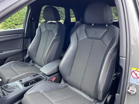 Audi Q3 1.5 TFSI CoD 35 S line S Tronic Euro 6 (s/s) 5dr 86