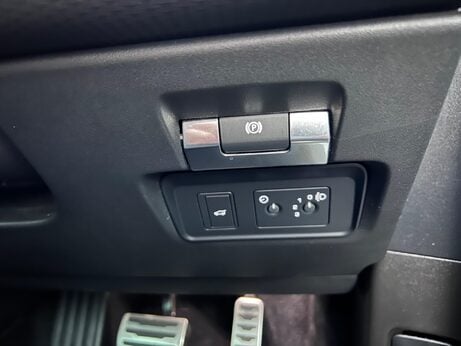 Land Rover Range Rover Evoque 2.0 D150 MHEV R-Dynamic S Auto 4WD Euro 6 (s/s) 5dr 68