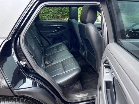 Land Rover Range Rover Evoque 2.0 D150 MHEV R-Dynamic S Auto 4WD Euro 6 (s/s) 5dr 32