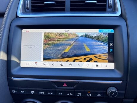 Jaguar E-Pace 2.0 D180 R-Dynamic S Auto AWD Euro 6 (s/s) 5dr 21