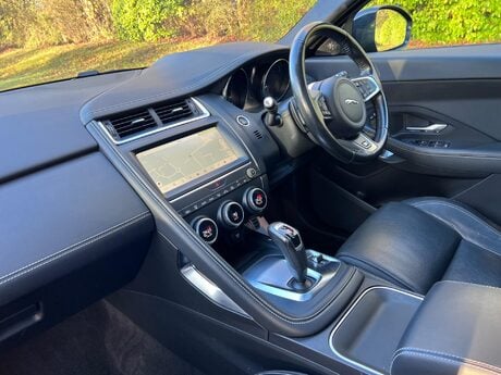 Jaguar E-Pace 2.0 D180 R-Dynamic S Auto AWD Euro 6 (s/s) 5dr 61
