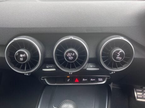 Audi TT 2.0 TFSI S line S Tronic quattro Euro 6 (s/s) 3dr 21
