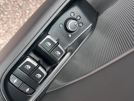 Audi S3 2.0 TFSI Black Edition Sportback S Tronic quattro Euro 6 (s/s) 5dr 40