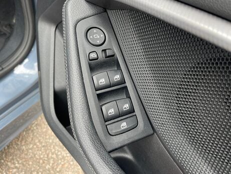 BMW 1 Series 1.5 118i M Sport Euro 6 (s/s) 5dr 32