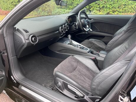 Audi TT 2.0 TFSI S line S Tronic quattro Euro 6 (s/s) 3dr 22