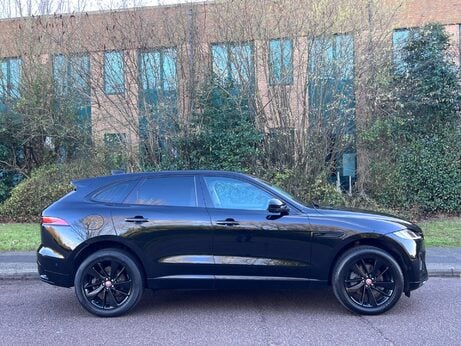 Jaguar F-Pace 2.0 D200 MHEV R-Dynamic SE Auto AWD Euro 6 (s/s) 5dr 67