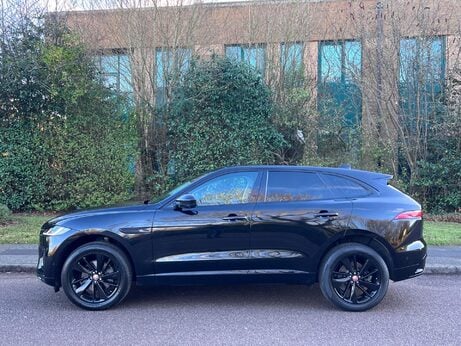 Jaguar F-Pace 2.0 D200 MHEV R-Dynamic SE Auto AWD Euro 6 (s/s) 5dr 63