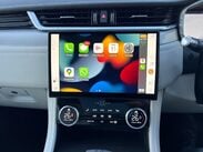 Jaguar F-Pace 2.0 D200 MHEV R-Dynamic SE Auto AWD Euro 6 (s/s) 5dr 10