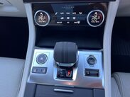 Jaguar F-Pace 2.0 D200 MHEV R-Dynamic SE Auto AWD Euro 6 (s/s) 5dr 17