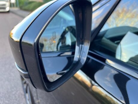 Jaguar F-Pace 2.0 D200 MHEV R-Dynamic SE Auto AWD Euro 6 (s/s) 5dr 88