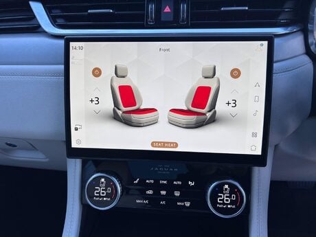 Jaguar F-Pace 2.0 D200 MHEV R-Dynamic SE Auto AWD Euro 6 (s/s) 5dr 19