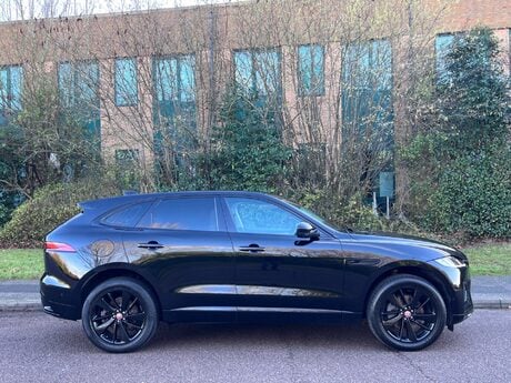 Jaguar F-Pace 2.0 D200 MHEV R-Dynamic SE Auto AWD Euro 6 (s/s) 5dr 2