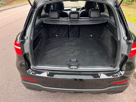 Mercedes-Benz GLC 2.0 GLC250 AMG Line (Premium) G-Tronic 4MATIC Euro 6 (s/s) 5dr 35