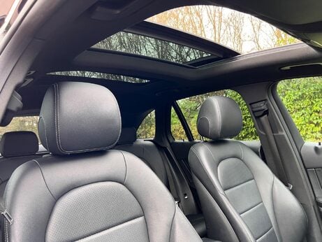 Mercedes-Benz GLC 2.0 GLC250 AMG Line (Premium) G-Tronic 4MATIC Euro 6 (s/s) 5dr 13