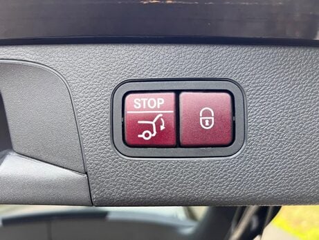 Mercedes-Benz GLC 2.0 GLC250 AMG Line (Premium) G-Tronic 4MATIC Euro 6 (s/s) 5dr 32