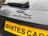 Jaguar F-Pace 2.0 D200 MHEV R-Dynamic SE Auto AWD Euro 6 (s/s) 5dr 46