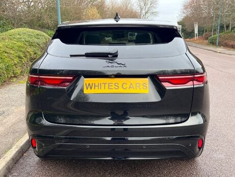 Jaguar F-Pace 2.0 D200 MHEV R-Dynamic SE Auto AWD Euro 6 (s/s) 5dr 6