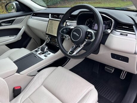 Jaguar F-Pace 2.0 D200 MHEV R-Dynamic SE Auto AWD Euro 6 (s/s) 5dr 18