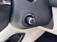 Jaguar F-Pace 2.0 D200 MHEV R-Dynamic SE Auto AWD Euro 6 (s/s) 5dr 42