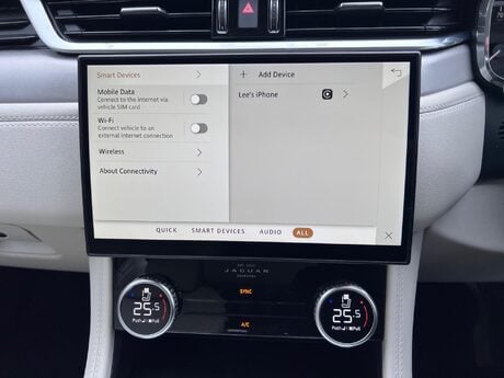 Jaguar F-Pace 2.0 D200 MHEV R-Dynamic SE Auto AWD Euro 6 (s/s) 5dr 72