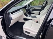 Jaguar F-Pace 2.0 D200 MHEV R-Dynamic SE Auto AWD Euro 6 (s/s) 5dr 25