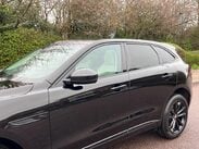 Jaguar F-Pace 2.0 D200 MHEV R-Dynamic SE Auto AWD Euro 6 (s/s) 5dr 12