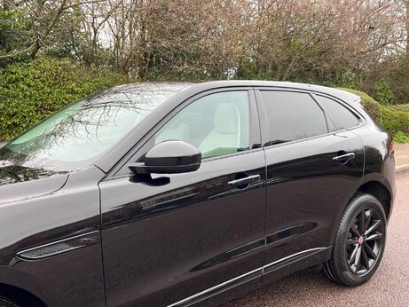 Jaguar F-Pace 2.0 D200 MHEV R-Dynamic SE Auto AWD Euro 6 (s/s) 5dr 8