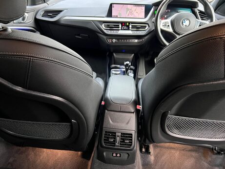 BMW 1 Series 1.5 118i M Sport (LCP) DCT Euro 6 (s/s) 5dr 24