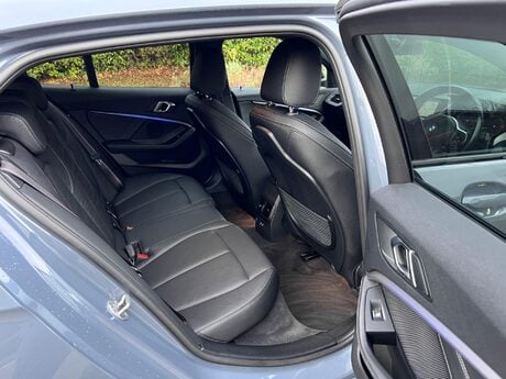 BMW 1 Series 1.5 118i M Sport (LCP) DCT Euro 6 (s/s) 5dr 27