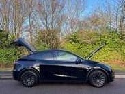 Tesla Model Y (Dual Motor) Long Range Auto 4WDE 5dr 43