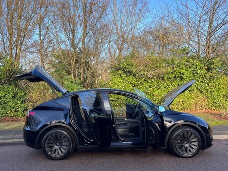 Tesla Model Y (Dual Motor) Long Range Auto 4WDE 5dr 44