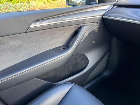 Tesla Model Y (Dual Motor) Long Range Auto 4WDE 5dr 87