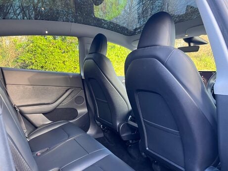 Tesla Model Y (Dual Motor) Long Range Auto 4WDE 5dr 27