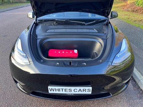 Tesla Model Y (Dual Motor) Long Range Auto 4WDE 5dr 32