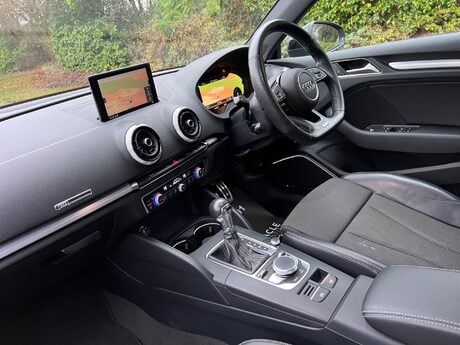 Audi A3 2.0 TDI 35 Black Edition Sportback S Tronic Euro 6 (s/s) 5dr 25