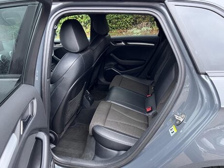 Audi A3 2.0 TDI 35 Black Edition Sportback S Tronic Euro 6 (s/s) 5dr 27