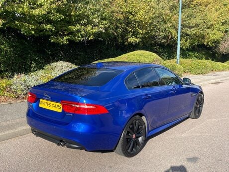Jaguar XE 2.0i R-Sport Saloon 4dr Petrol Auto Euro 6 (s/s) (200 ps) 37
