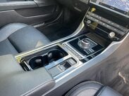 Jaguar XE 2.0i R-Sport Saloon 4dr Petrol Auto Euro 6 (s/s) (200 ps) 38