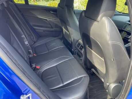 Jaguar XE 2.0i R-Sport Saloon 4dr Petrol Auto Euro 6 (s/s) (200 ps) 23