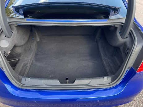 Jaguar XE 2.0i R-Sport Saloon 4dr Petrol Auto Euro 6 (s/s) (200 ps) 47