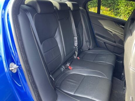 Jaguar XE 2.0i R-Sport Saloon 4dr Petrol Auto Euro 6 (s/s) (200 ps) 18