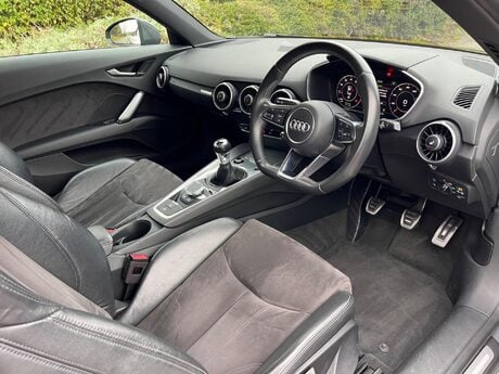 Audi TT 1.8 TFSI Sport Euro 6 (s/s) 3dr 21