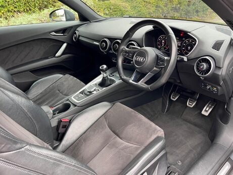 Audi TT 1.8 TFSI Sport Euro 6 (s/s) 3dr 17