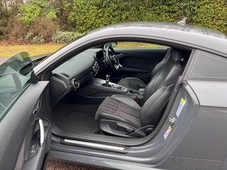 Audi TT 1.8 TFSI Sport Euro 6 (s/s) 3dr 22