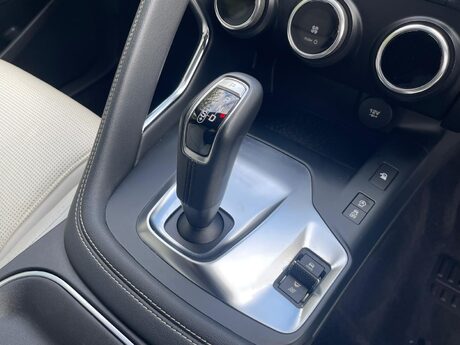 Jaguar E-Pace 2.0 D150 R-Dynamic S Auto AWD Euro 6 (s/s) 5dr 37