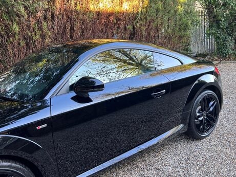 Audi TT 2.0 TFSI Black Edition S Tronic Euro 6 (s/s) 3dr 7