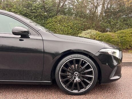 Mercedes-Benz A Class 1.3 A180 Sport (Executive) 7G-DCT Euro 6 (s/s) 5dr 41