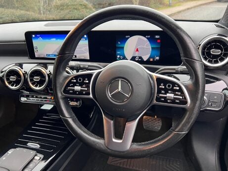 Mercedes-Benz A Class 1.3 A180 Sport (Executive) 7G-DCT Euro 6 (s/s) 5dr 84