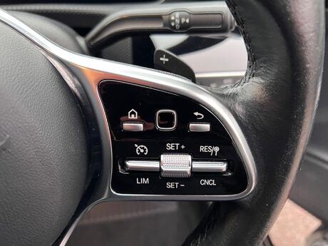 Mercedes-Benz A Class 1.3 A180 Sport (Executive) 7G-DCT Euro 6 (s/s) 5dr 39