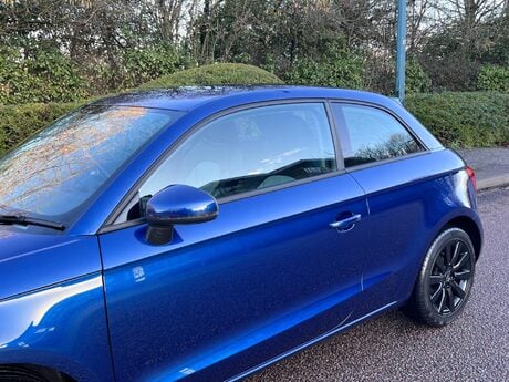 Audi A1 1.4 TFSI Sport S Tronic Euro 5 (s/s) 3dr 43
